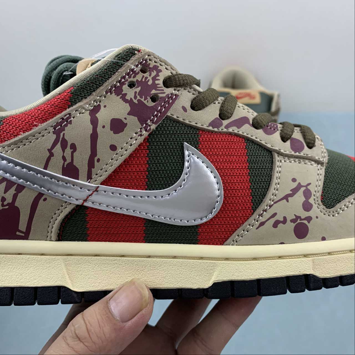 Dunk Low "Freddy Krueger"