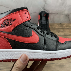 Air Jordan 1 Mid Black Red