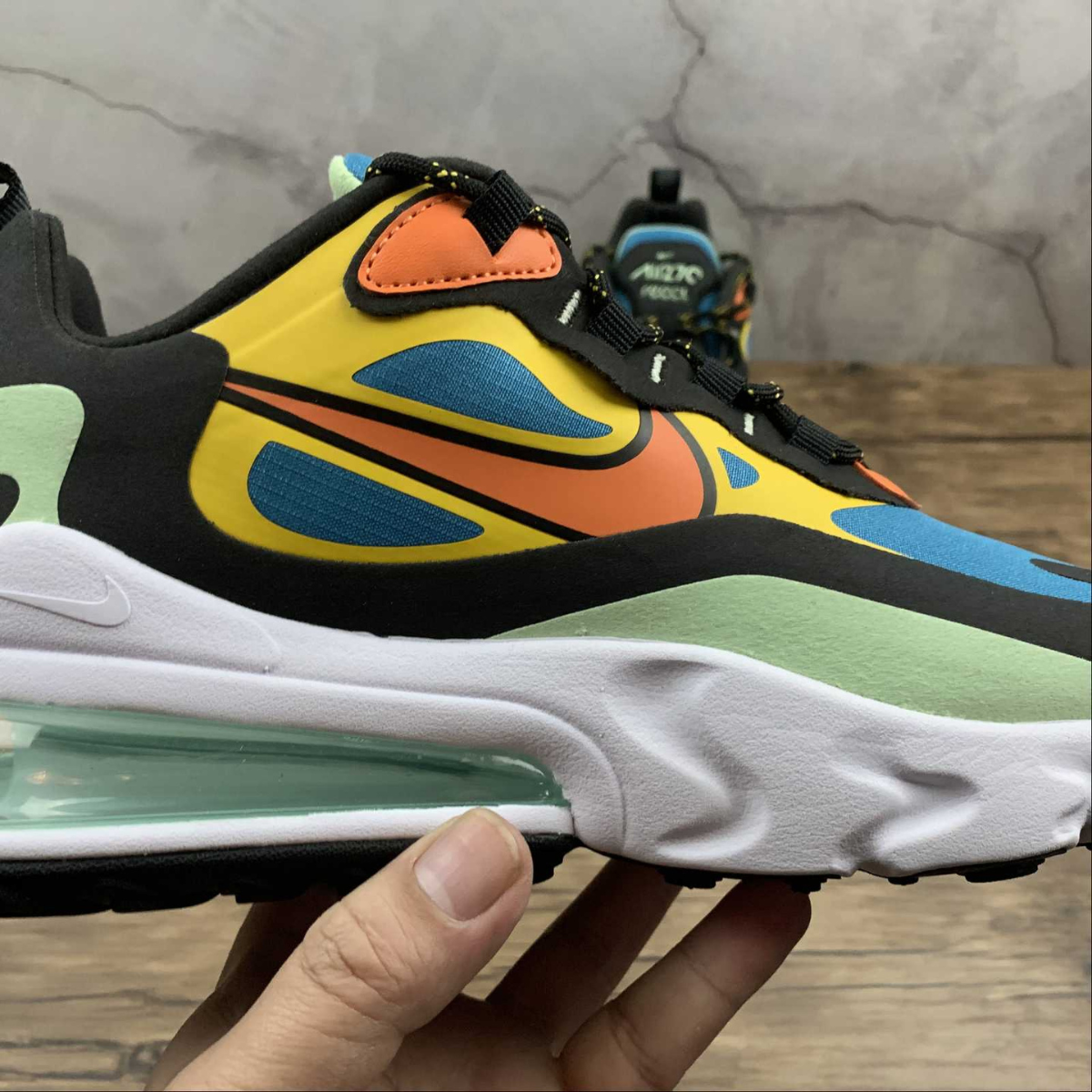 Air Max 270 React Multicolor