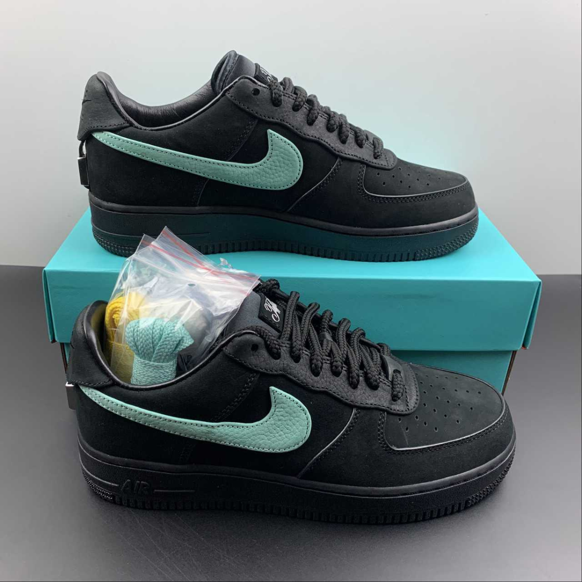 Tiffany & Co. x Nike Air Force 1 Low 1837