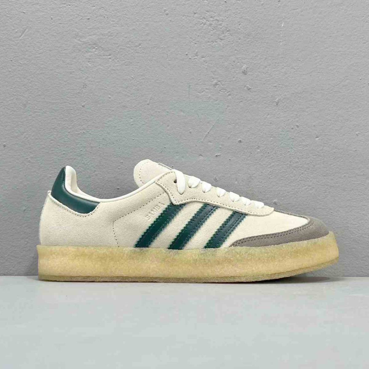 Samba Clarks 8th Street by Ronnie Fieg White Green