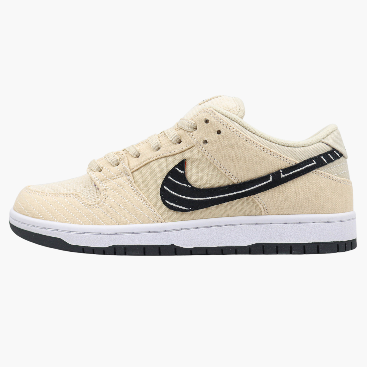 Albino & Preto X Sb Dunk Low Pearl White