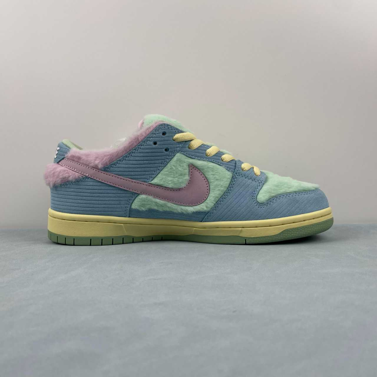 Verdy x Dunk SB Low Visty