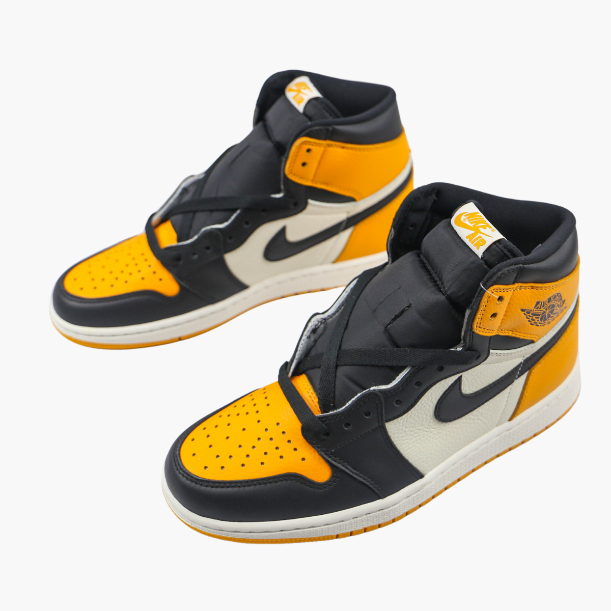 Air Jordan 1 High OG Yellow Toe