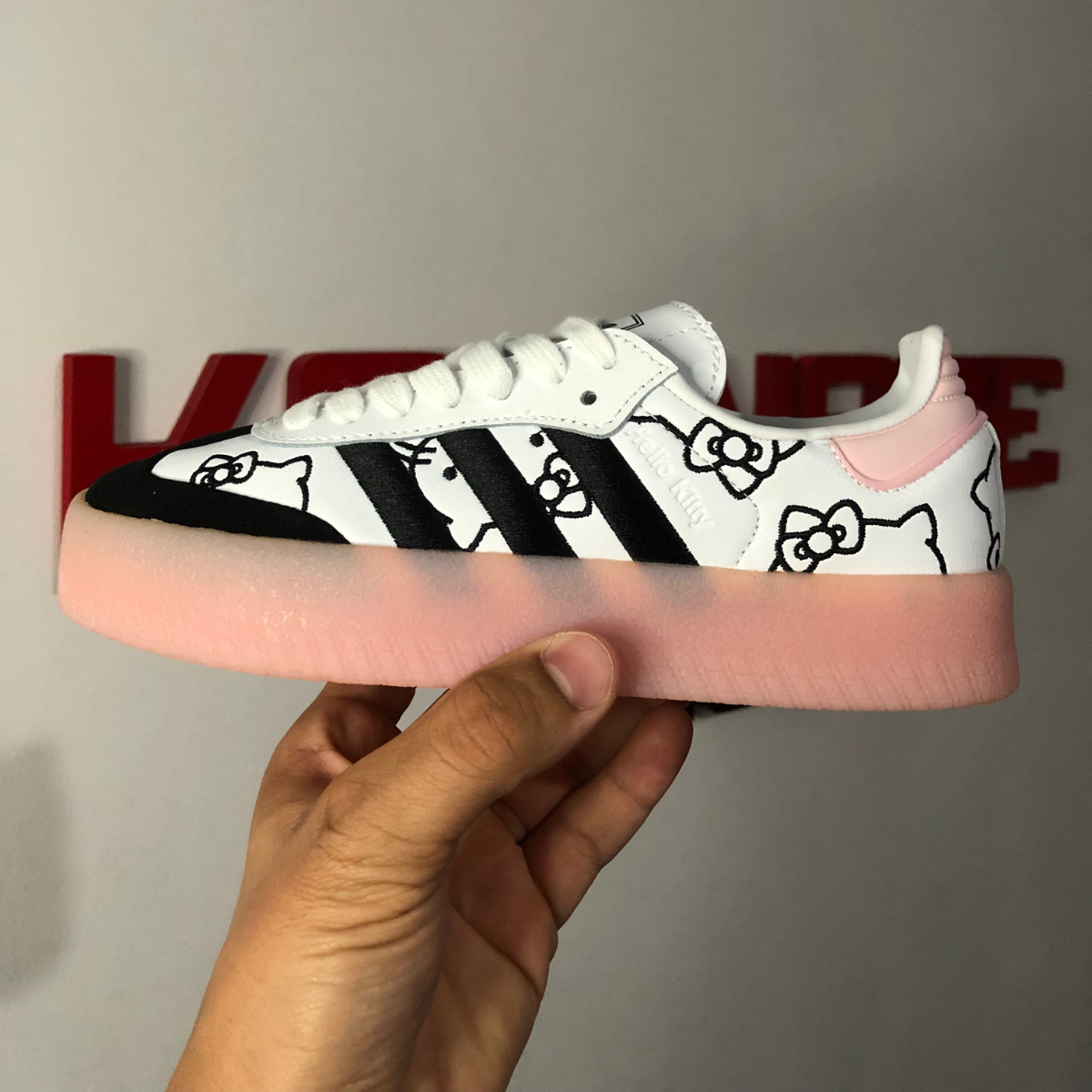 Hello Kitty x Adidas Samba 2.0