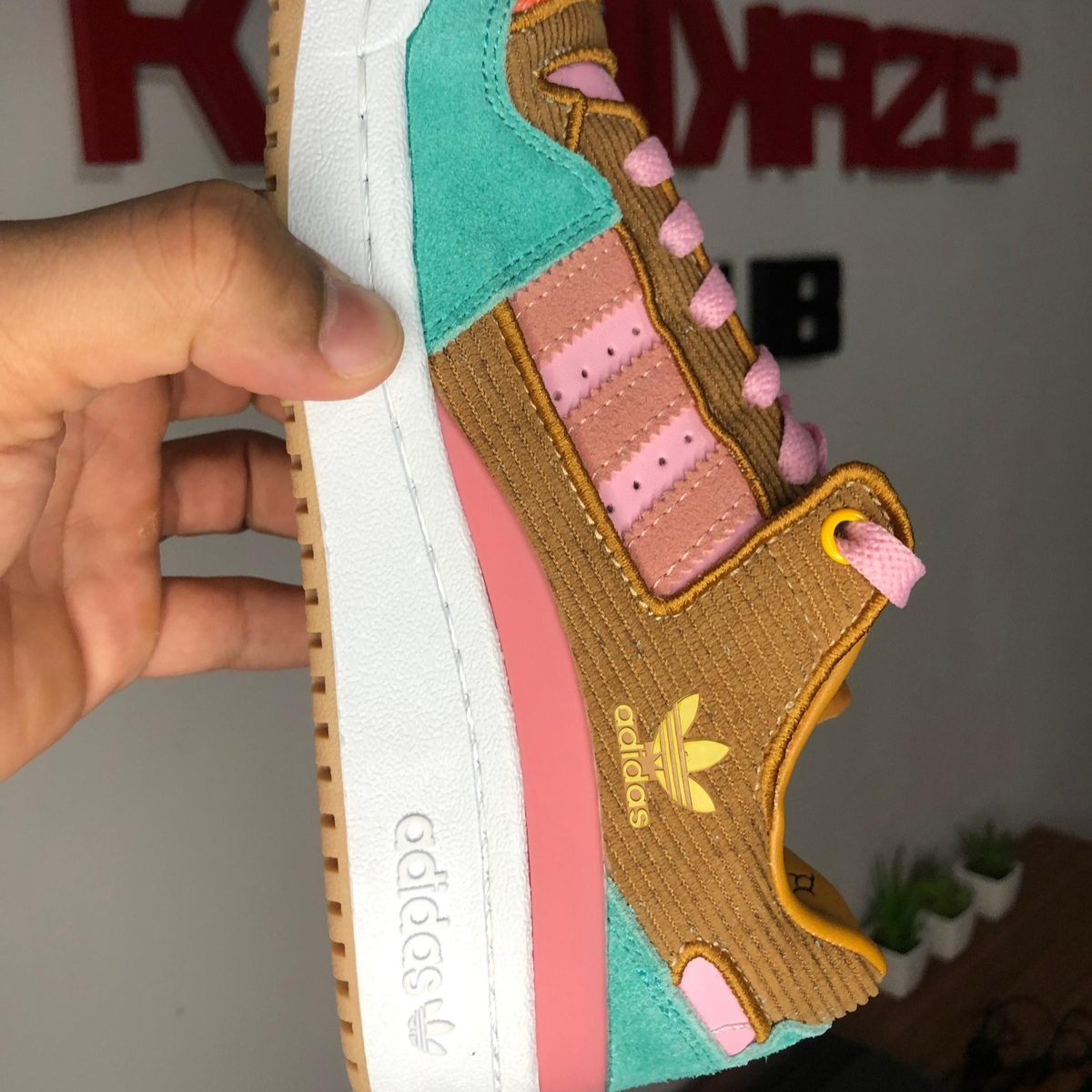 The Simpsons x Adidas Fórum Low