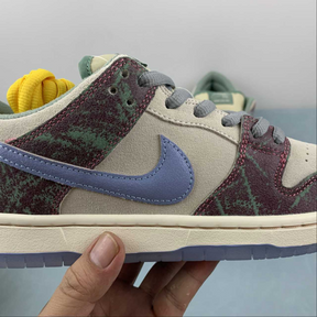 Dunk Low SB Crenshaw Skate