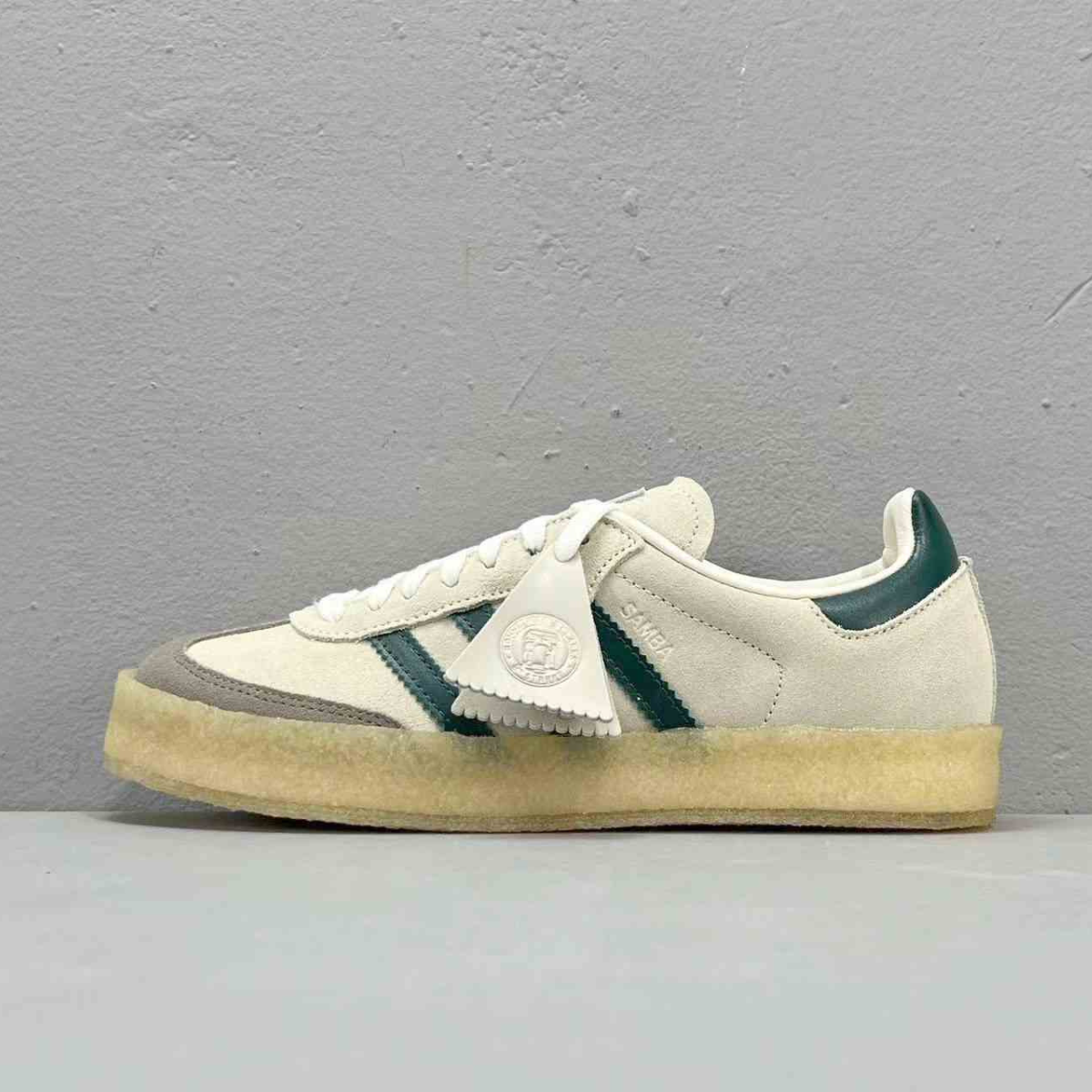 Samba Clarks 8th Street by Ronnie Fieg White Green