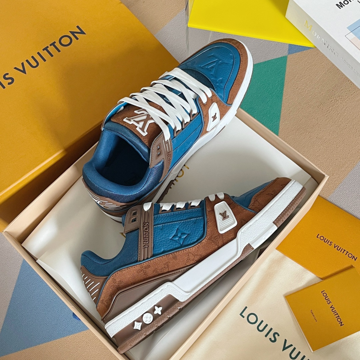 LV Trainer Blue Brown White