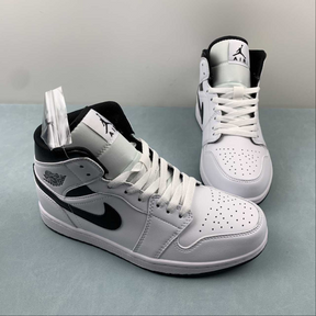 Air Jordan 1 Mid White Black