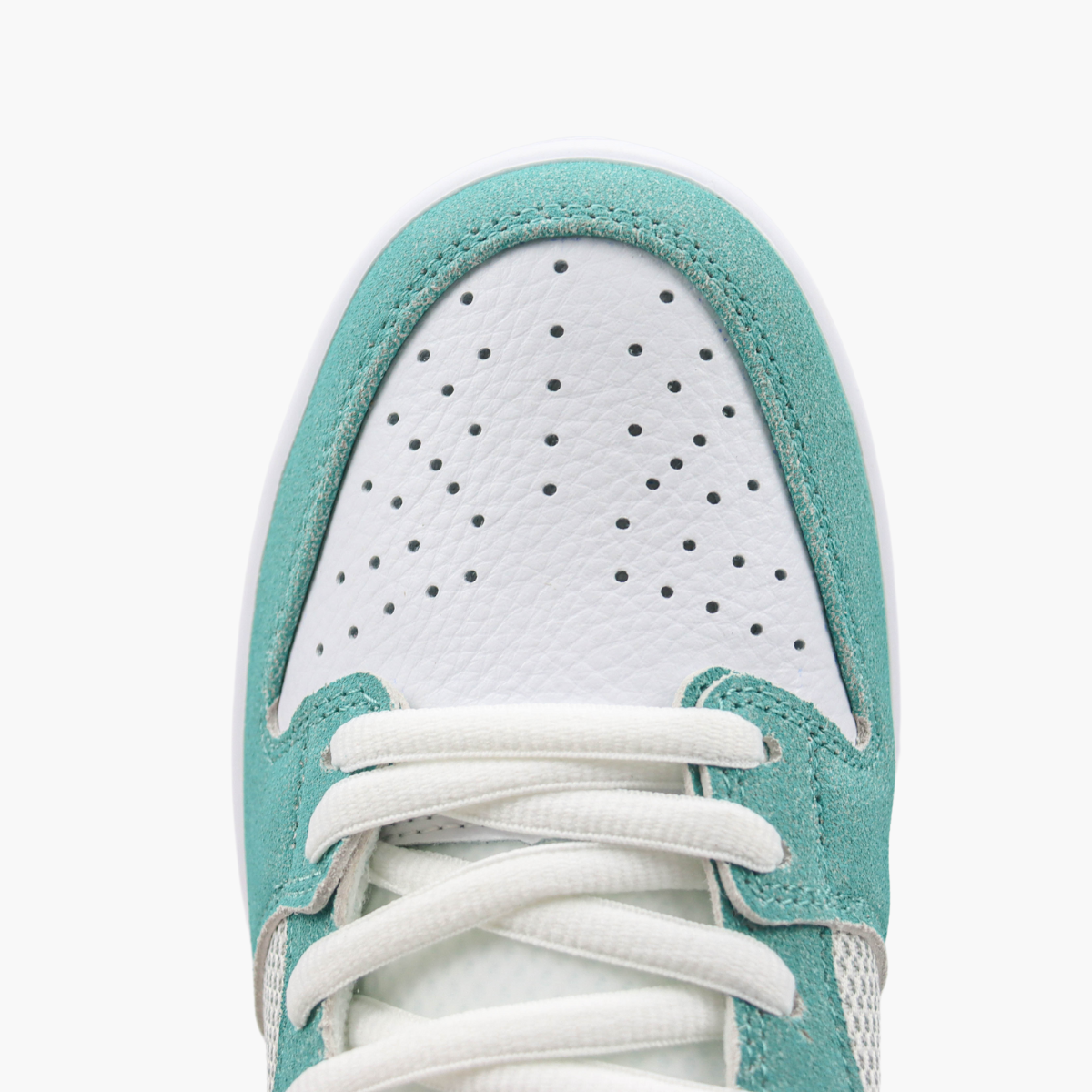 April Skateboards x SB Dunk Low Turbo Green