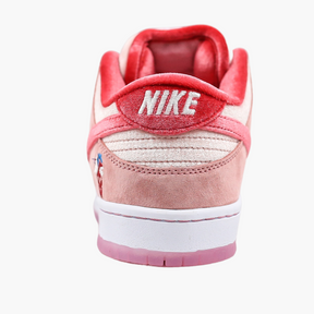 Dunk Low Strangelove Valentine's Day