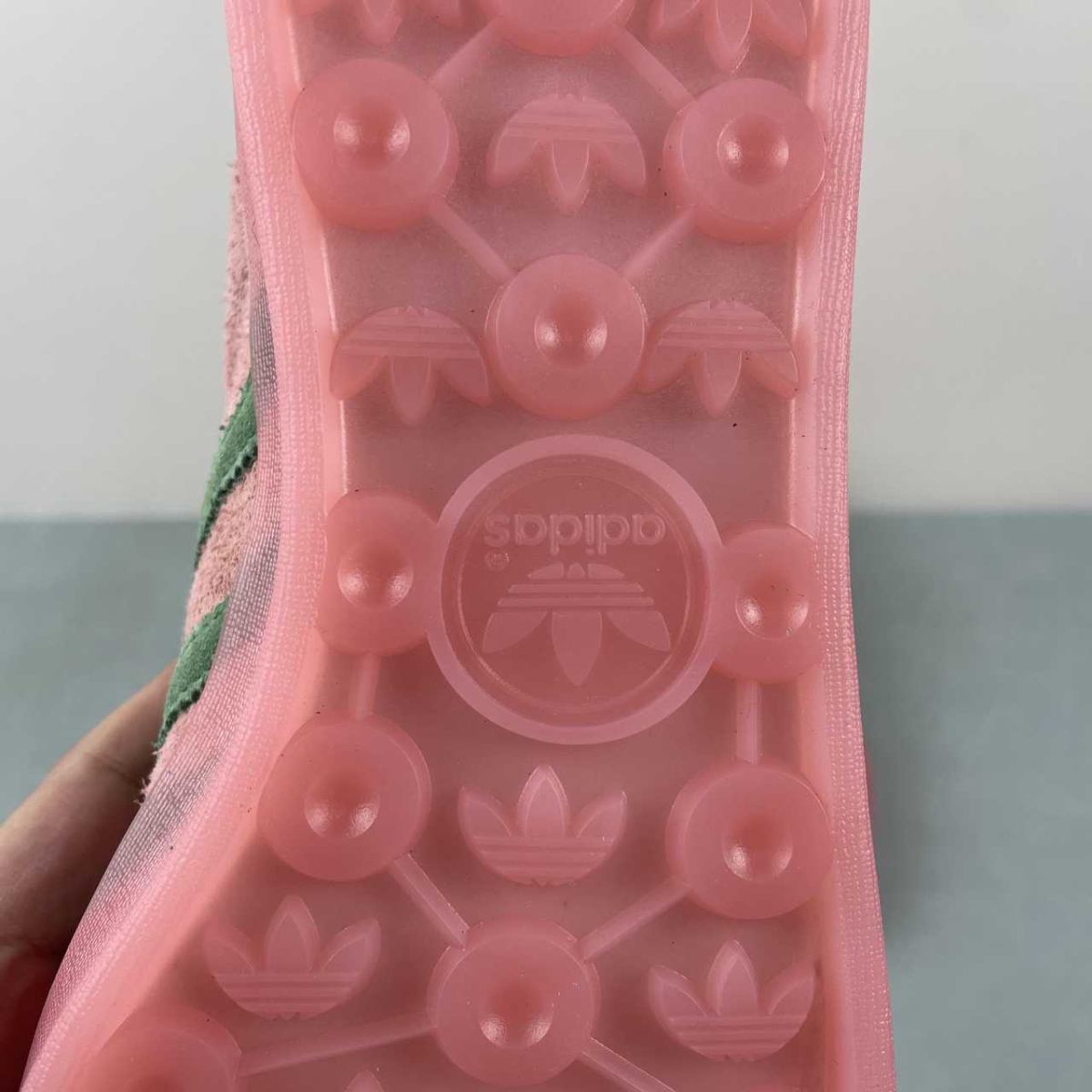 Gazelle Indoor Semi Pink Spark