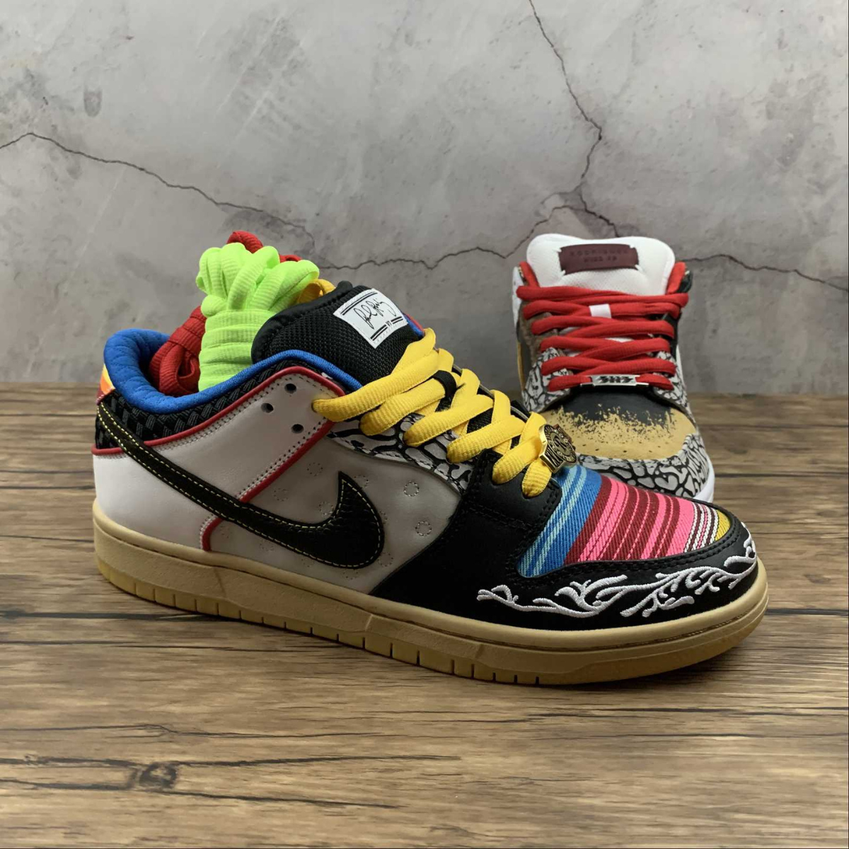 Dunk Low SB What The Paul